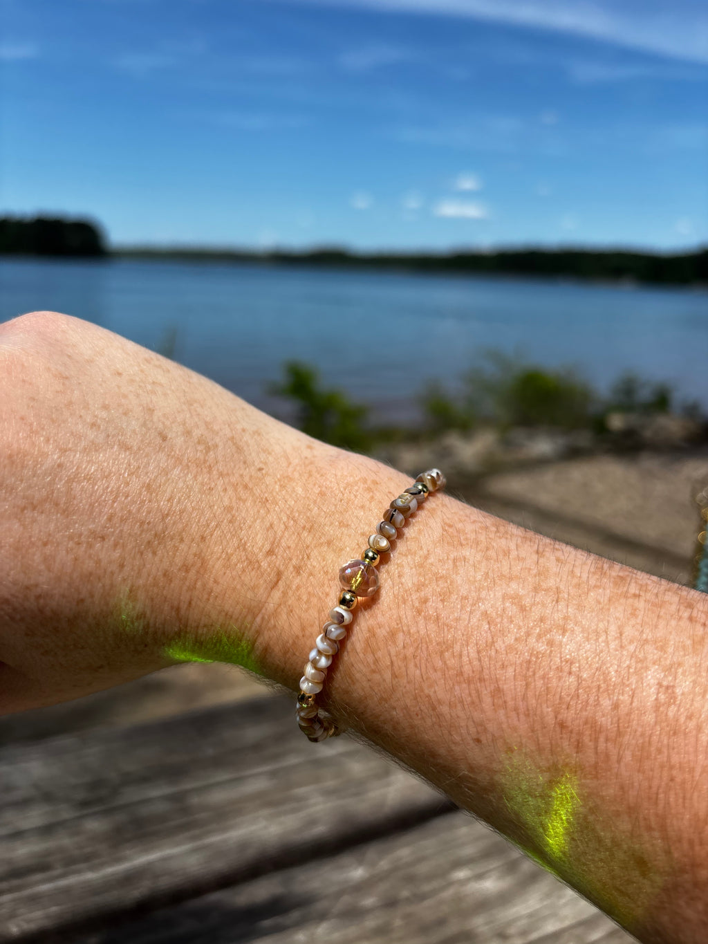 Natural Mother of Pearl Bracelet